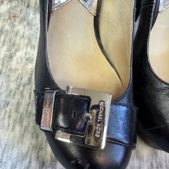 Michael Kors Black leather platform heels Size 6.5 - Picture 2 of 7